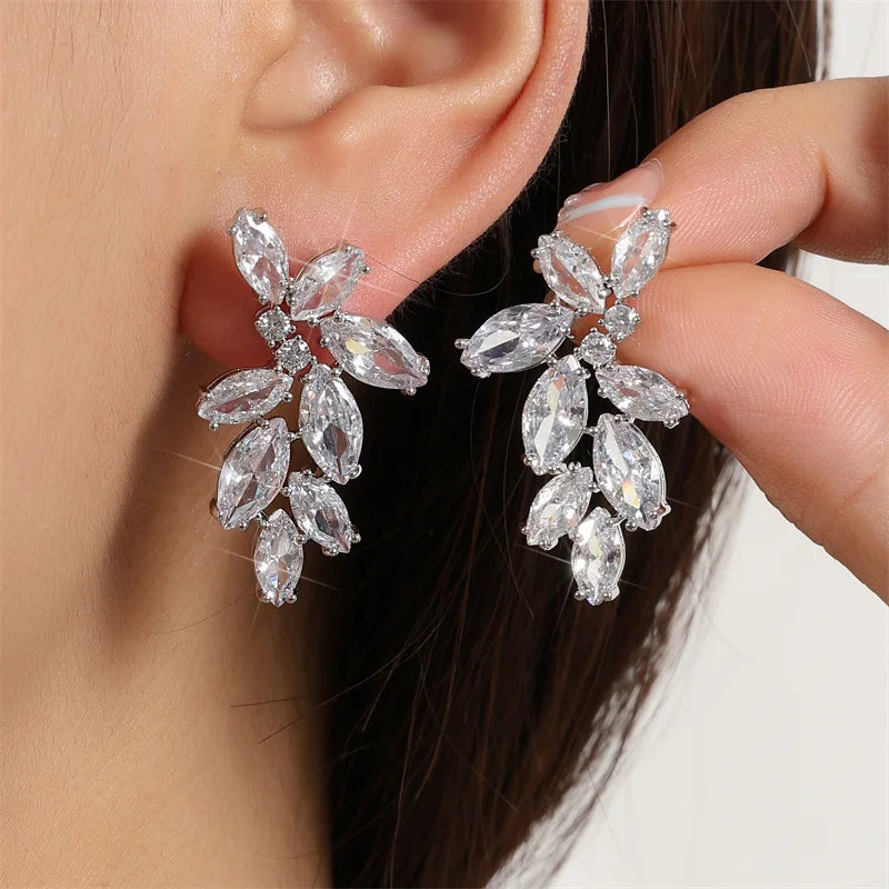 Shiny Crystal Elegant Earrings